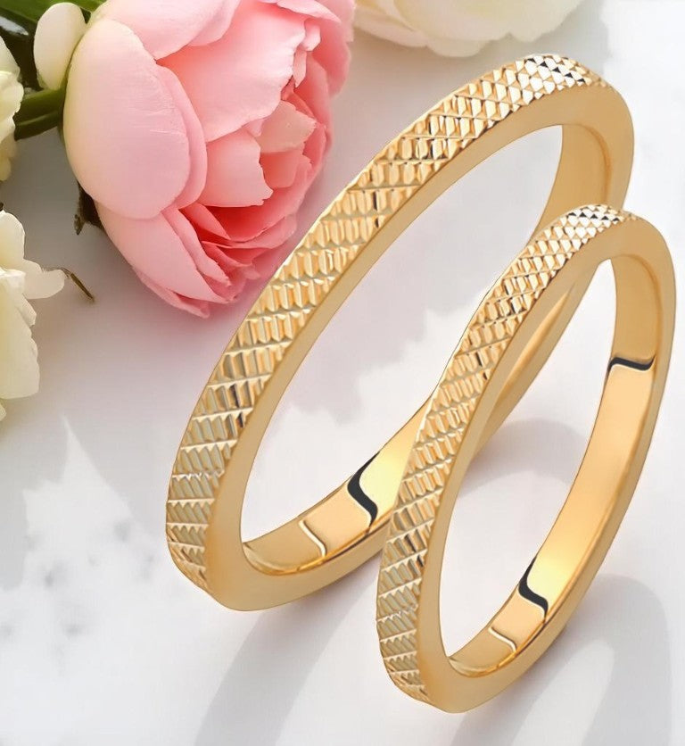 Diamond Cut 18k Gold Wedding Band Set - Matching His & Hers Rings