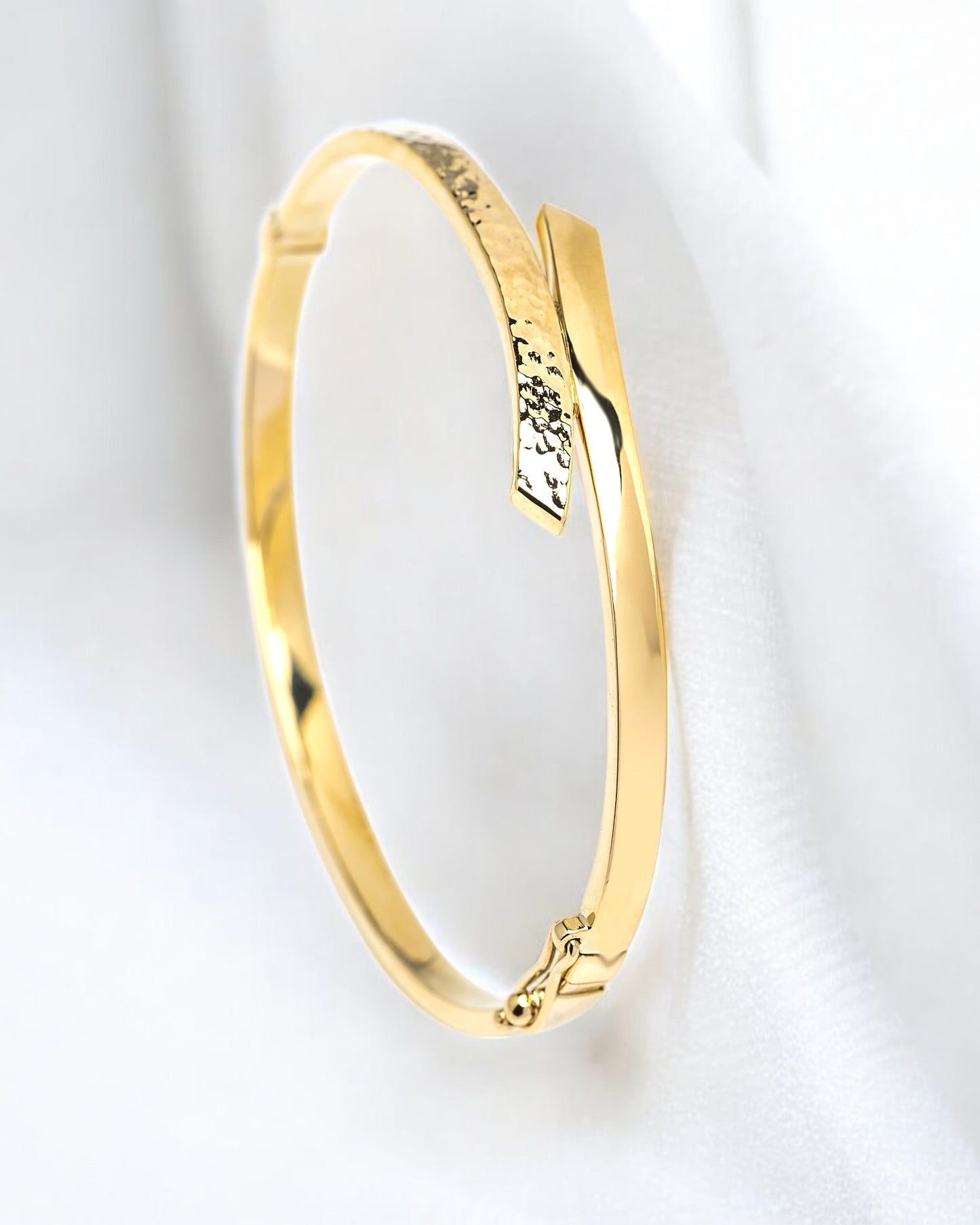 Bypass 3.80mm Bangle Bracelet in 14K Yellow Gold