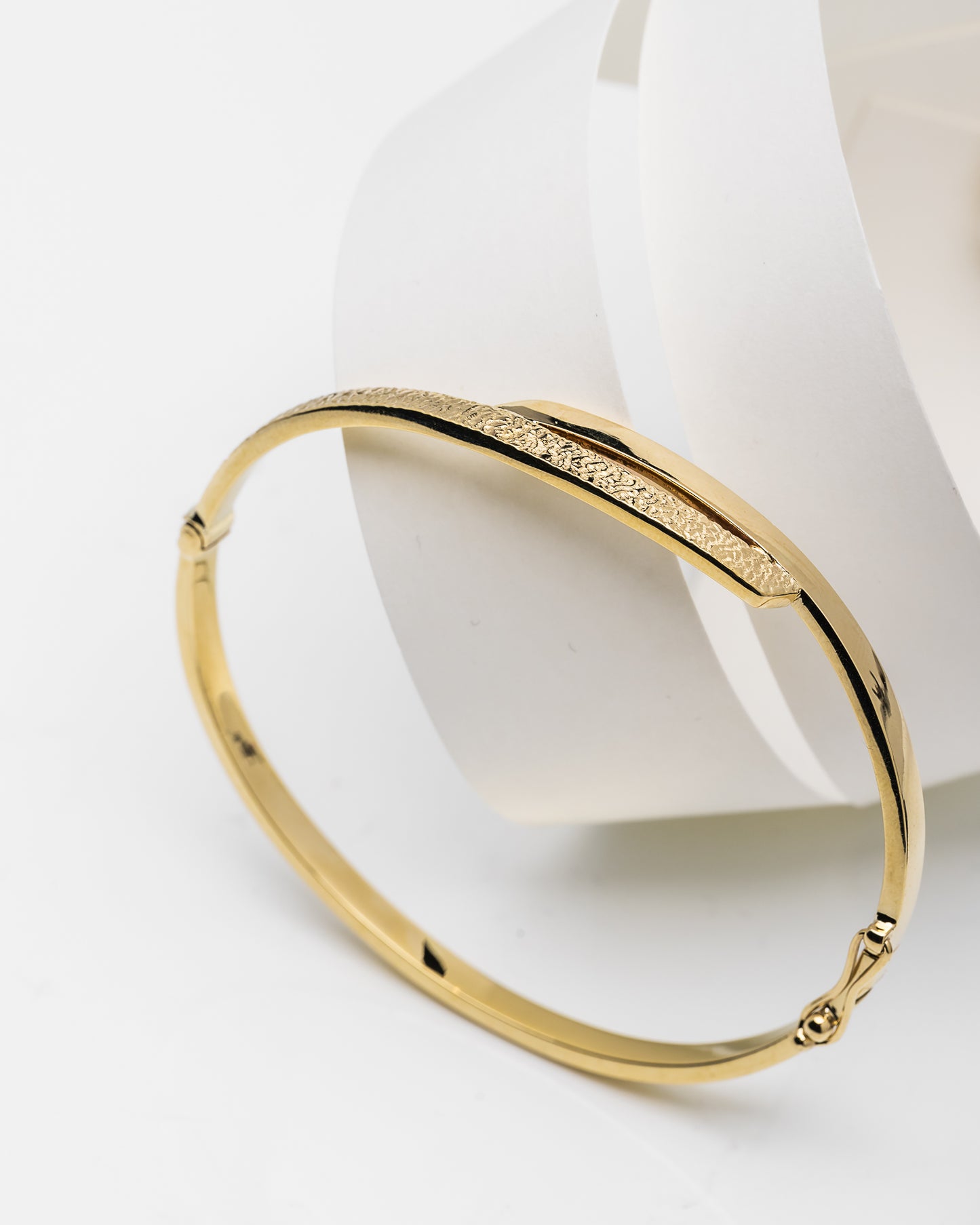 Bypass 3.80mm Bangle Bracelet in 14K Gold