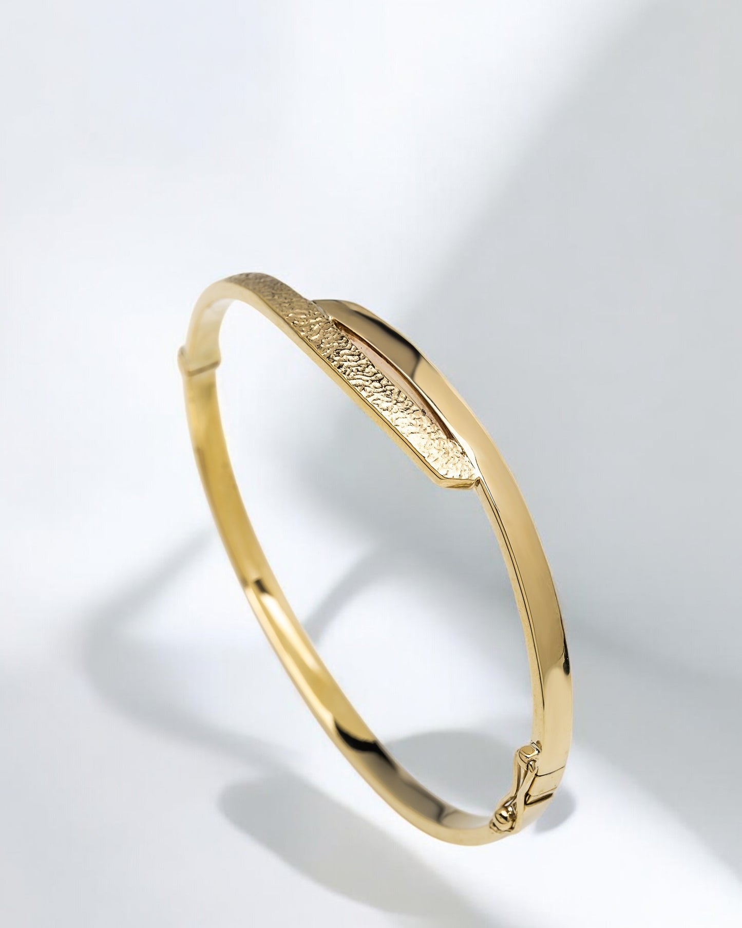 Bypass 3.80mm Bangle Bracelet in 14K Gold