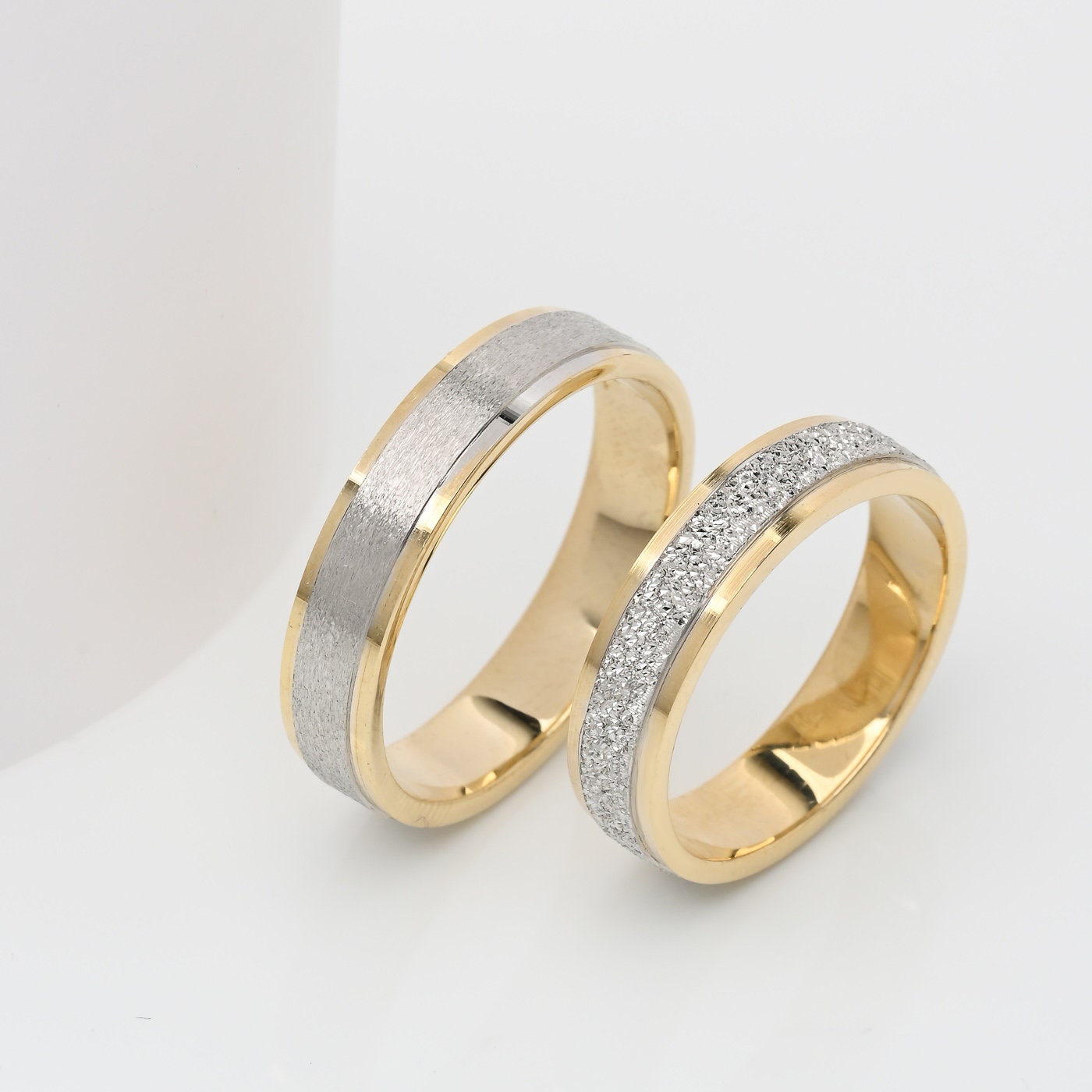Two Tone Wedding Bands, 5 mm Wedding Bands Set, Matching Rings, Engrave Band Ring, Wedding Ring Set, His and Hers Rings