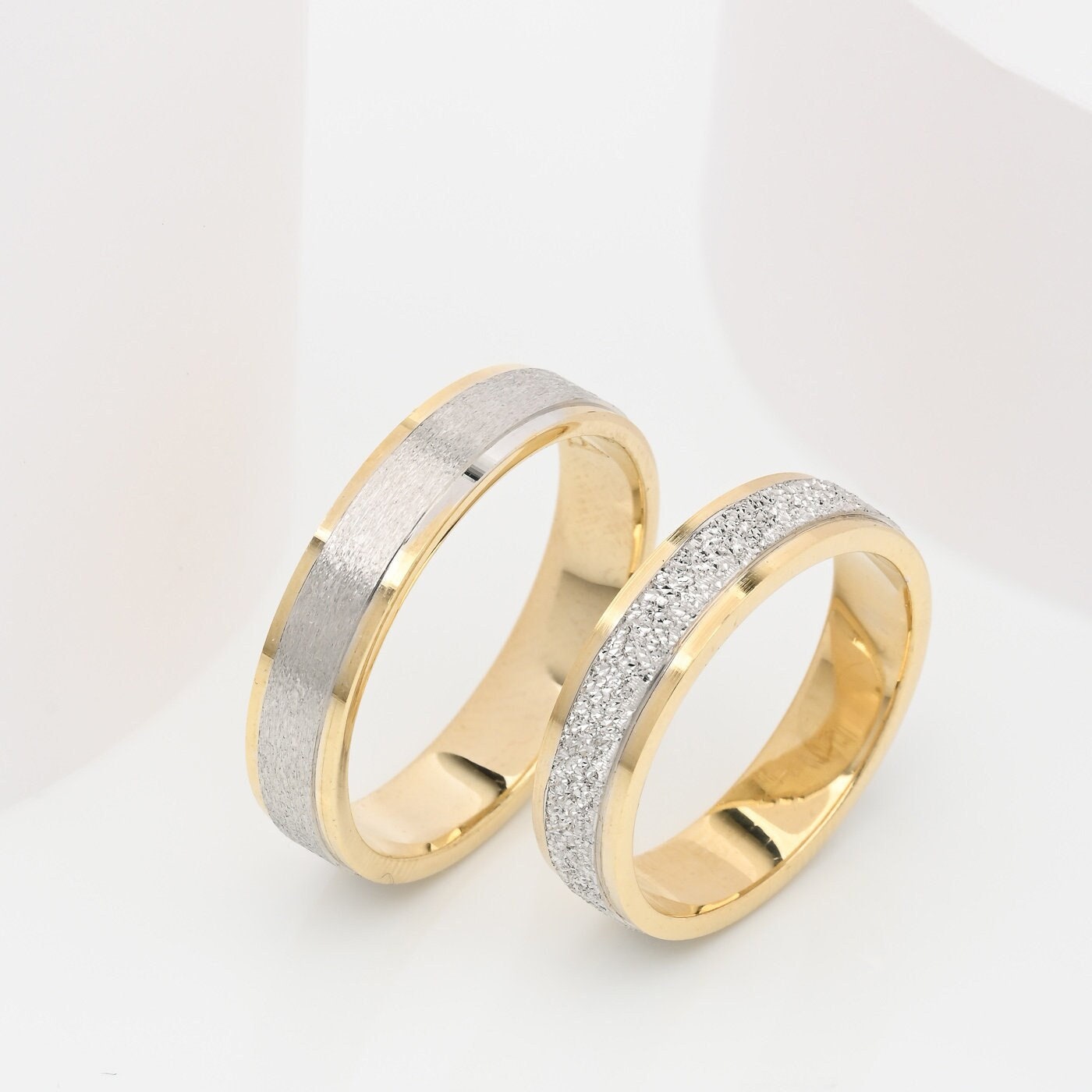 Two Tone Wedding Bands, 5 mm Wedding Bands Set, Matching Rings, Engrave Band Ring, Wedding Ring Set, His and Hers Rings