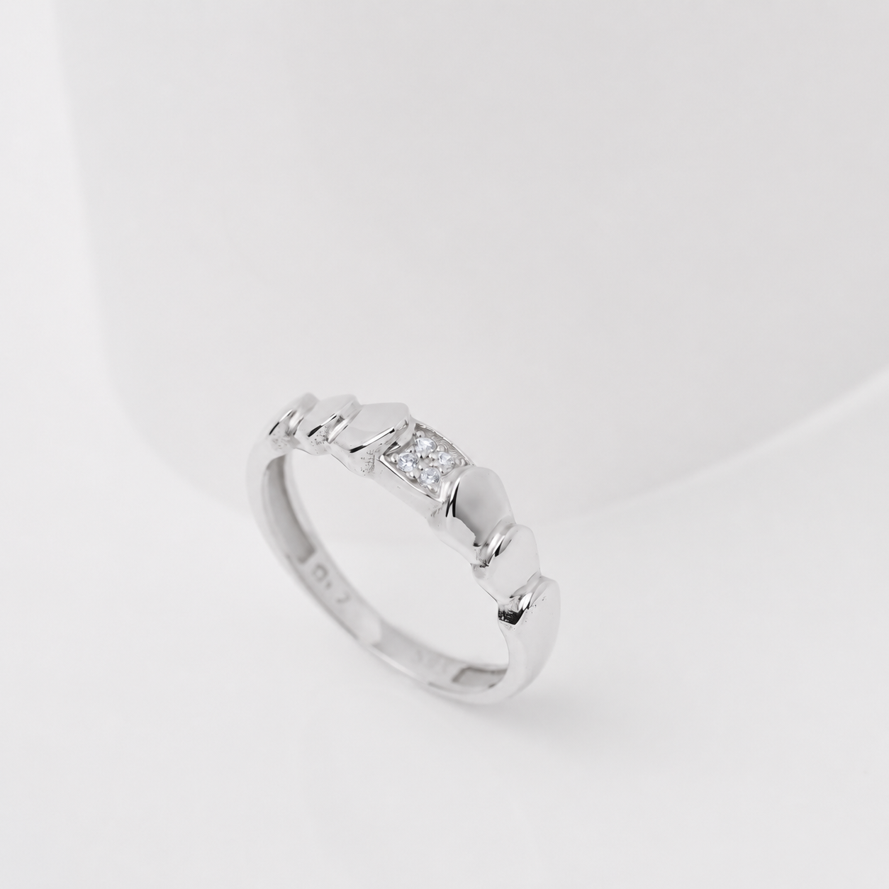14k Gold Herringbone Ring: CZ Statement Anniversary Ring