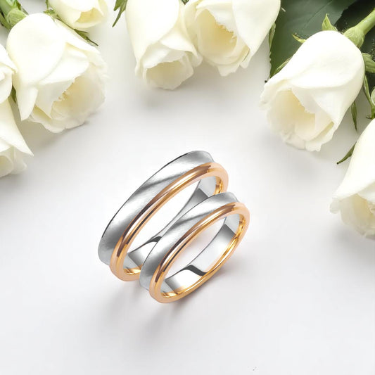 Two-Tone 4mm Wedding Bands Set with a Matte and Glossy Finish