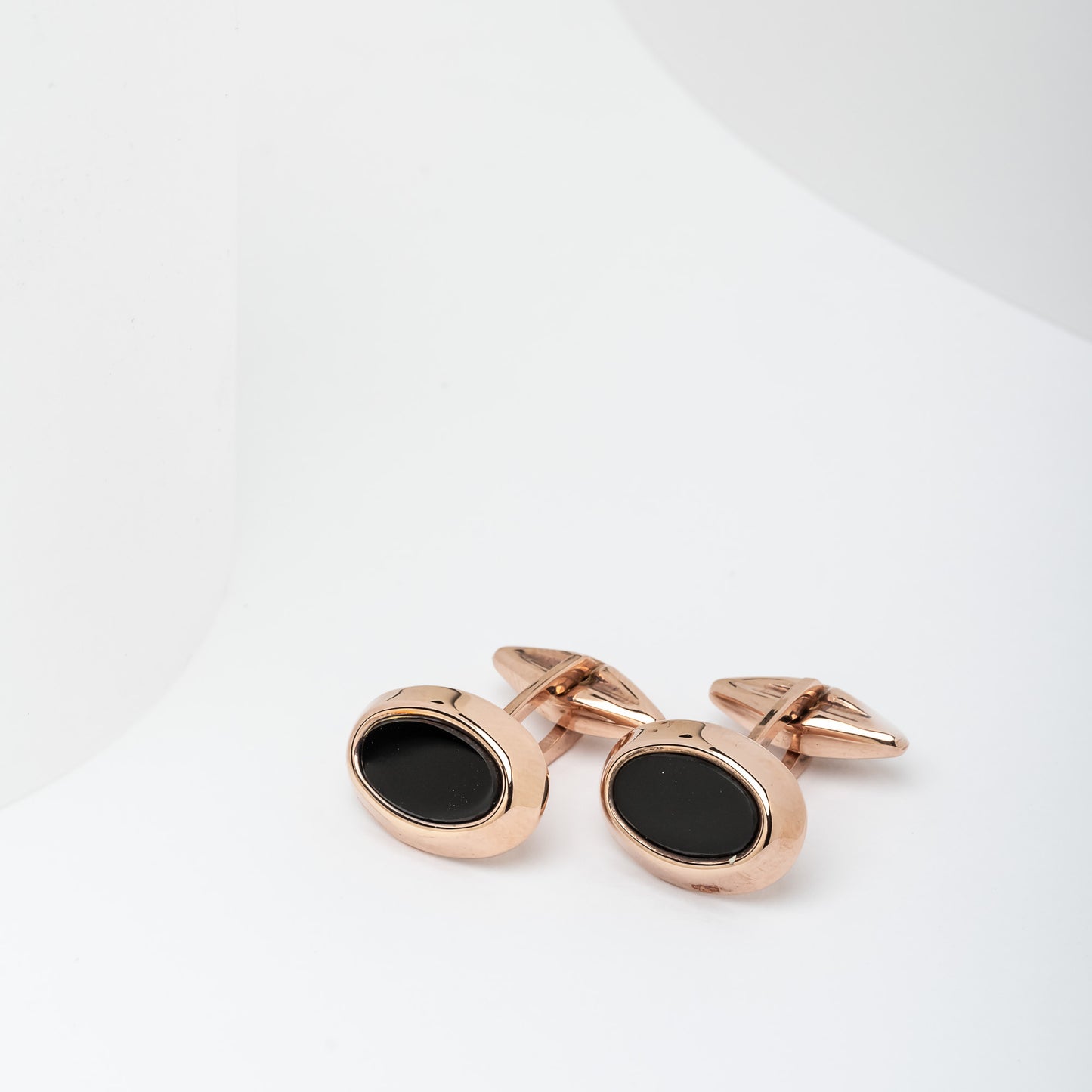 Oval Onyx Cufflinks in Solid 14K Rose Gold