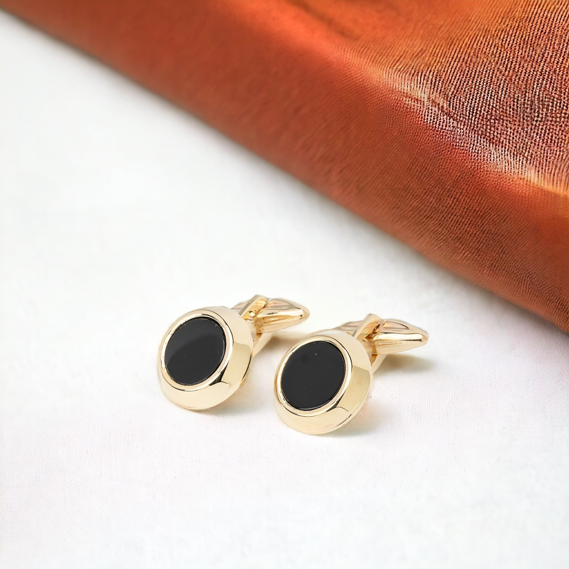 Onyx Round Cufflinks in 14K Solid Yellow Gold