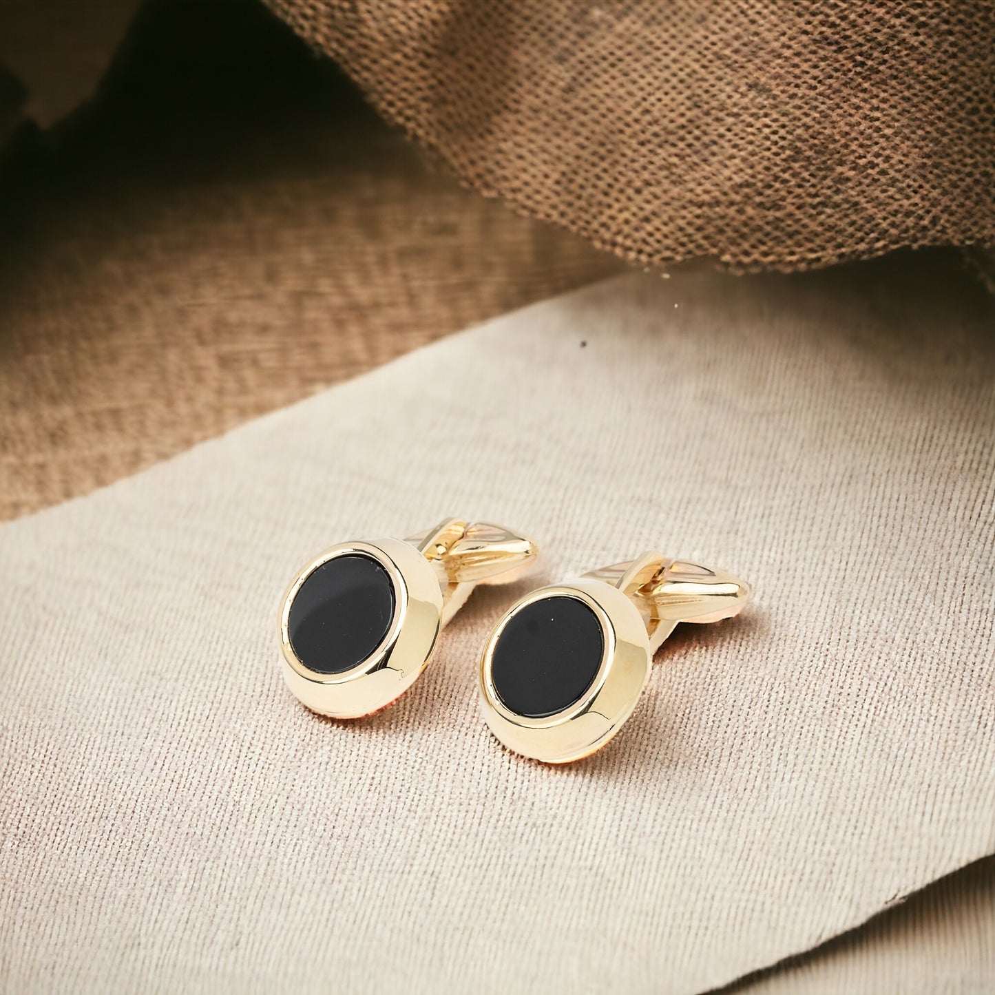 Onyx Round Cufflinks in 14K Solid Yellow Gold