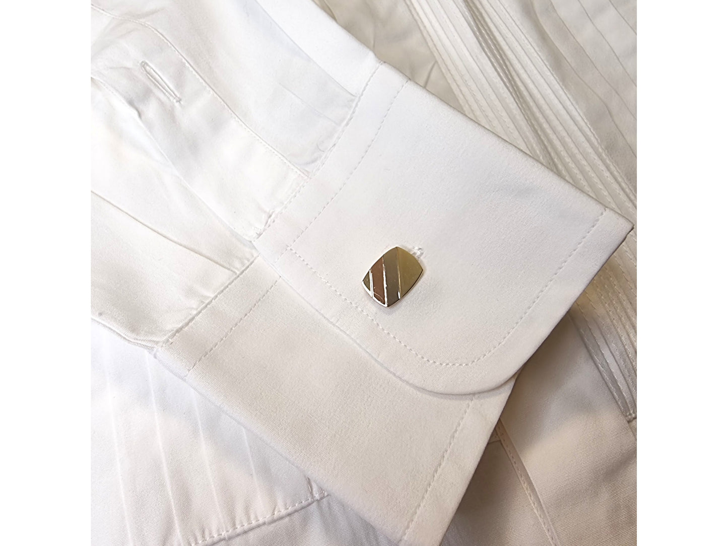 Tri-Tone Cufflinks crafted from 14K solid gold, featuring a square design.