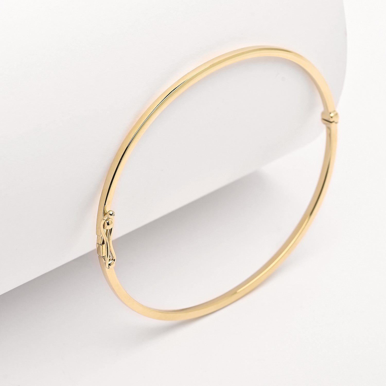 Elegant Women's 2mm Bangle Bracelet in 14k Gold