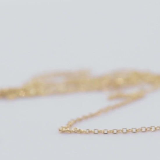 rhombus diamond necklace in 18k gold