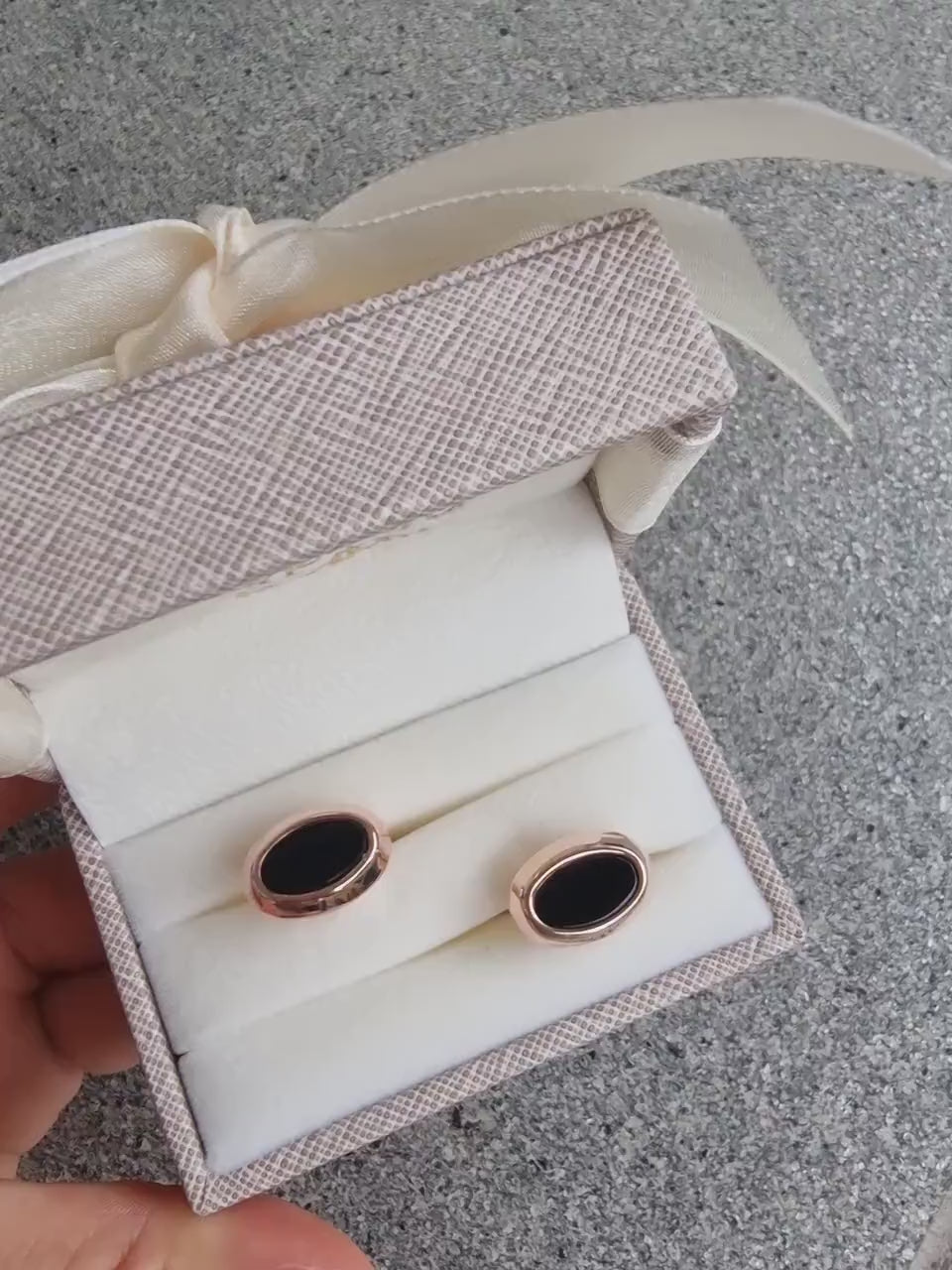 Oval Onyx Cufflinks in Solid 14K Rose Gold