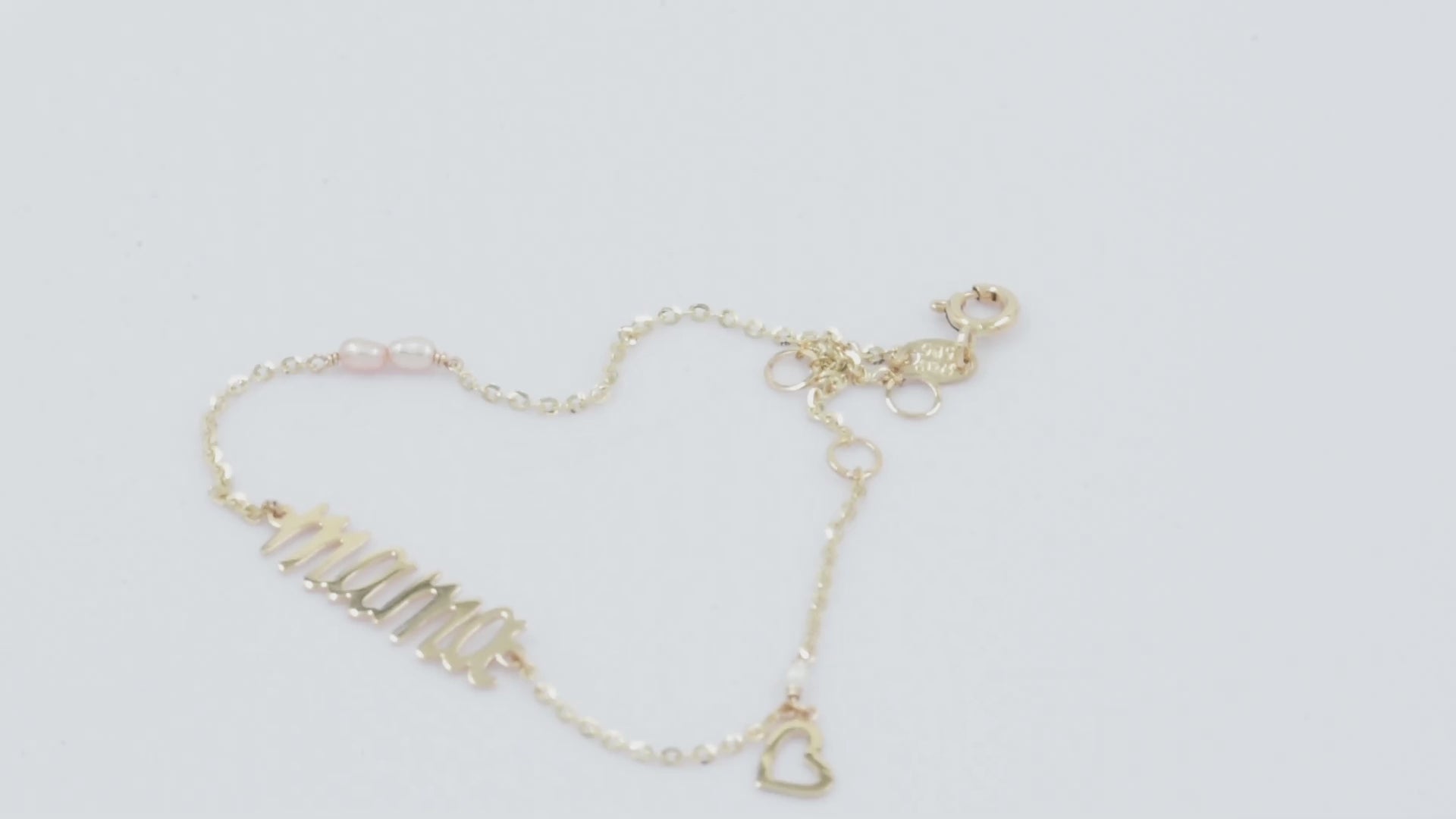 mama 14k gold bracelet with pearls and a small heart