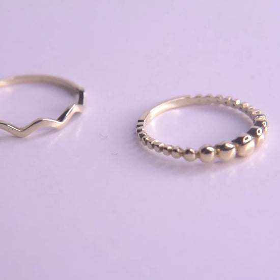 Handmade Flat Wavy Ring in 14k Gold for Women