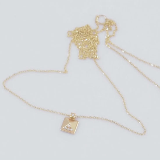 Pyramid Diamond Necklace in 18k Gold