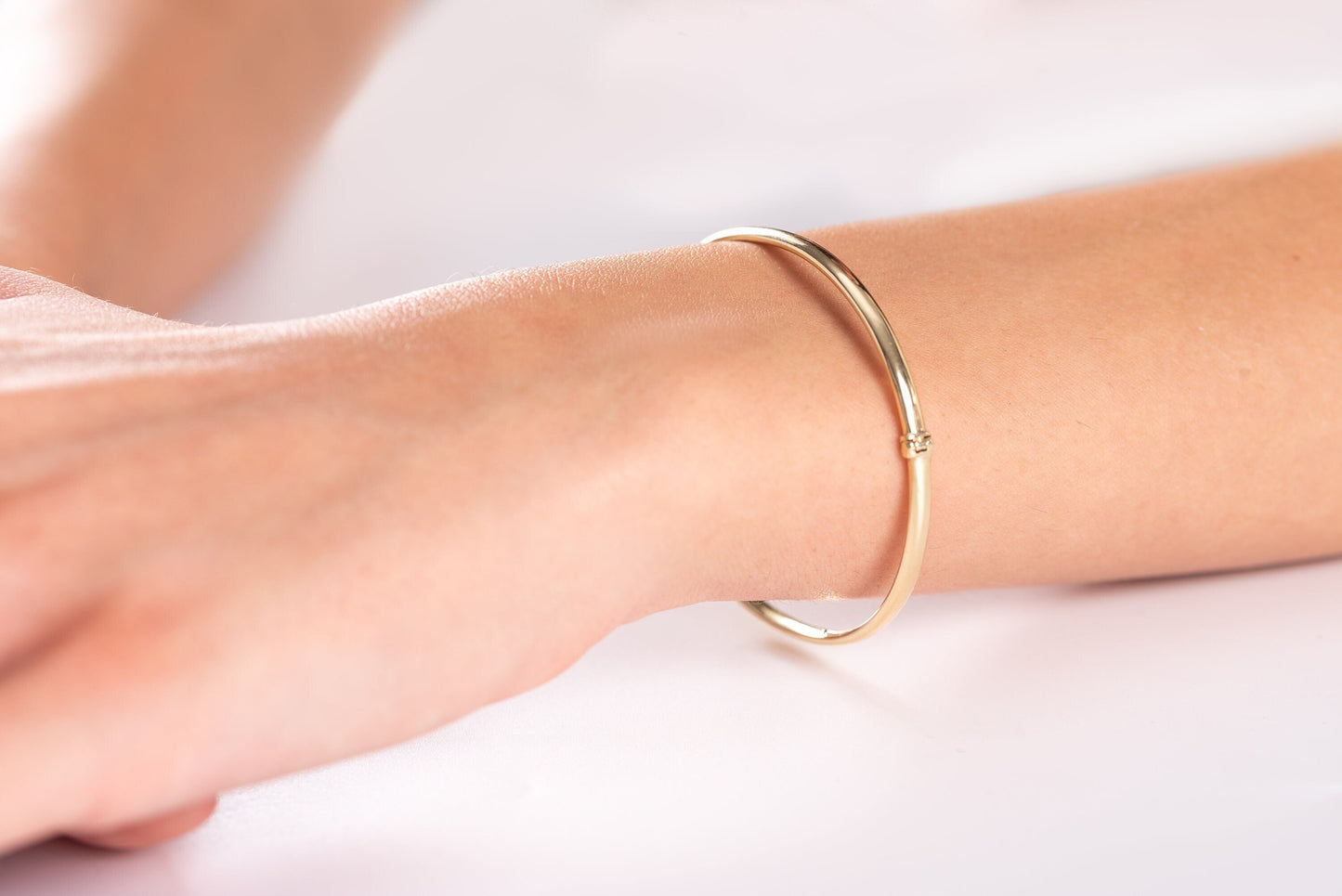 Oval 3mm Bangle Bracelet  in 14K Gold