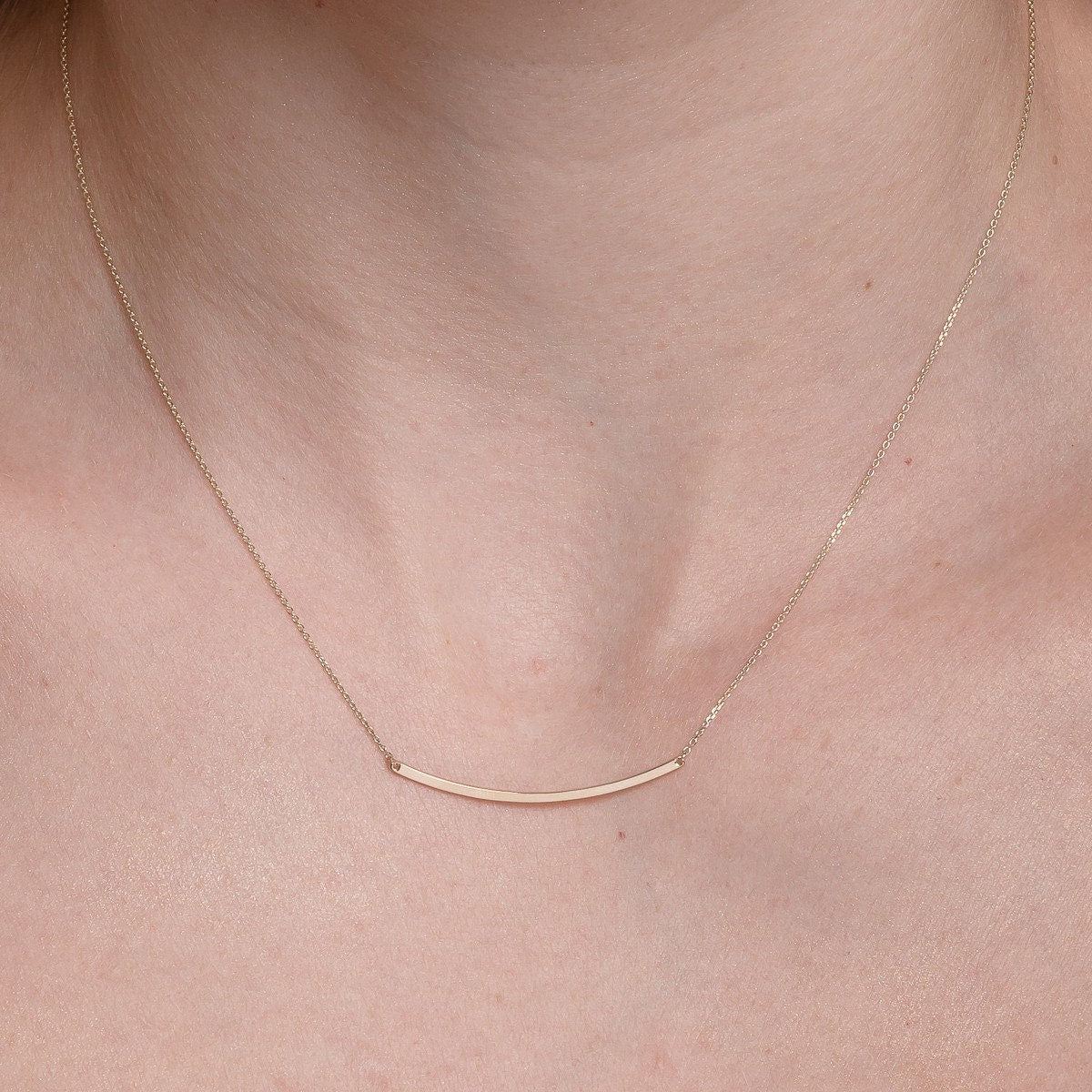 Elegant 14k Gold Bar Necklace for Women