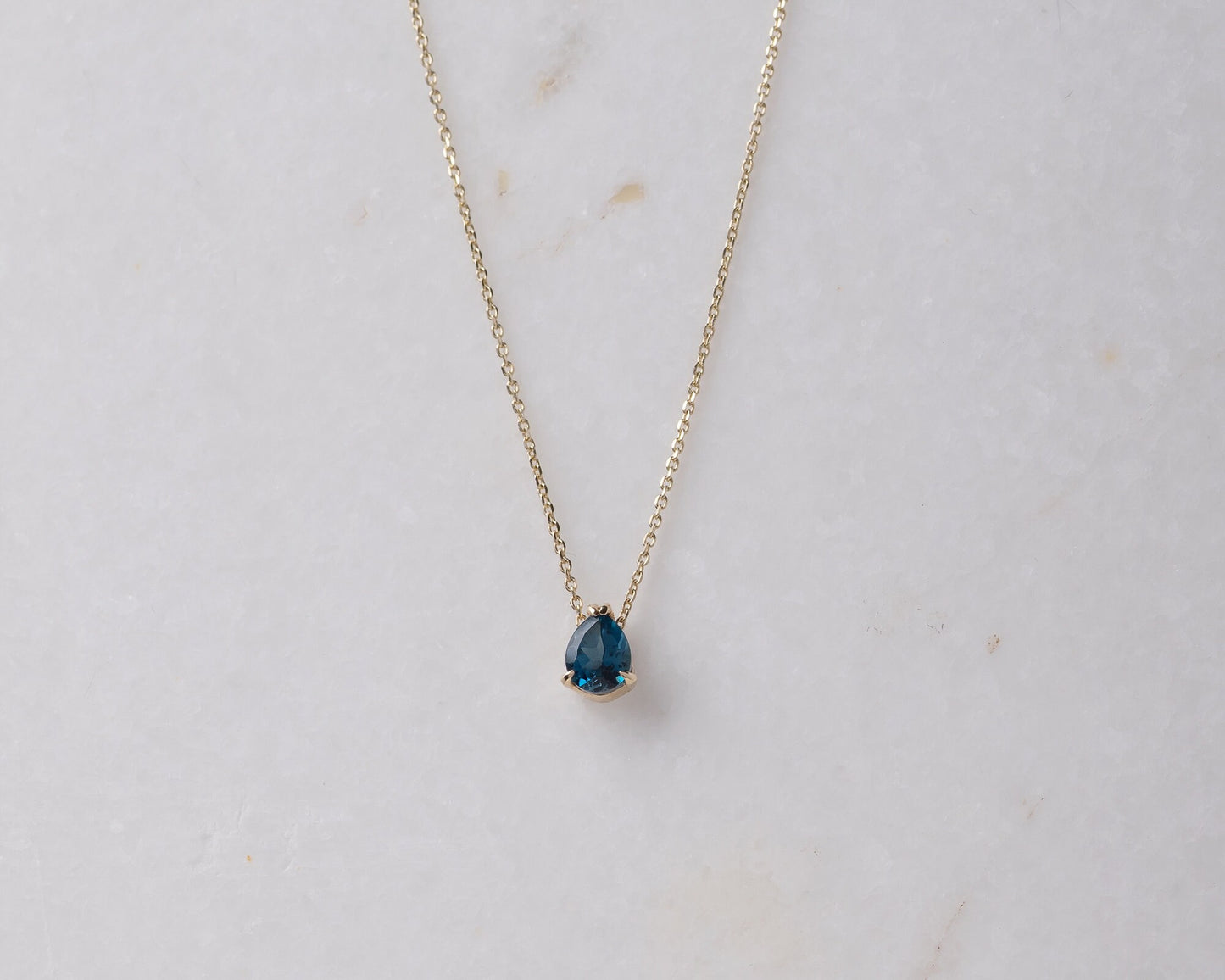 drop  blue aquamarine necklace in 14k white gold