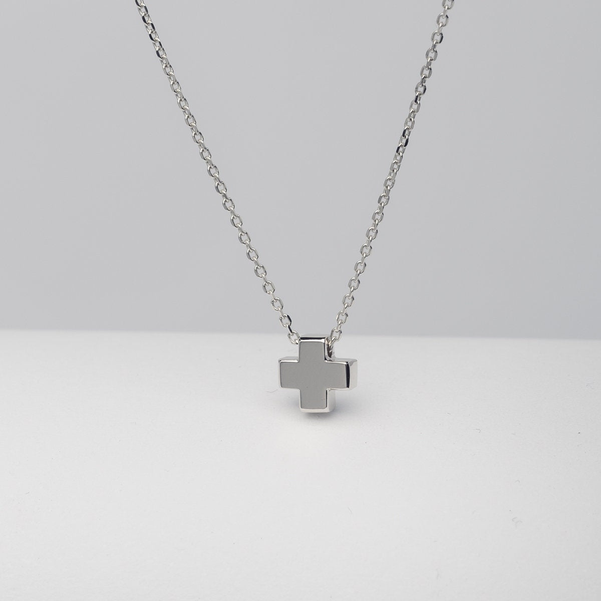 square small necklace in 14k white gold