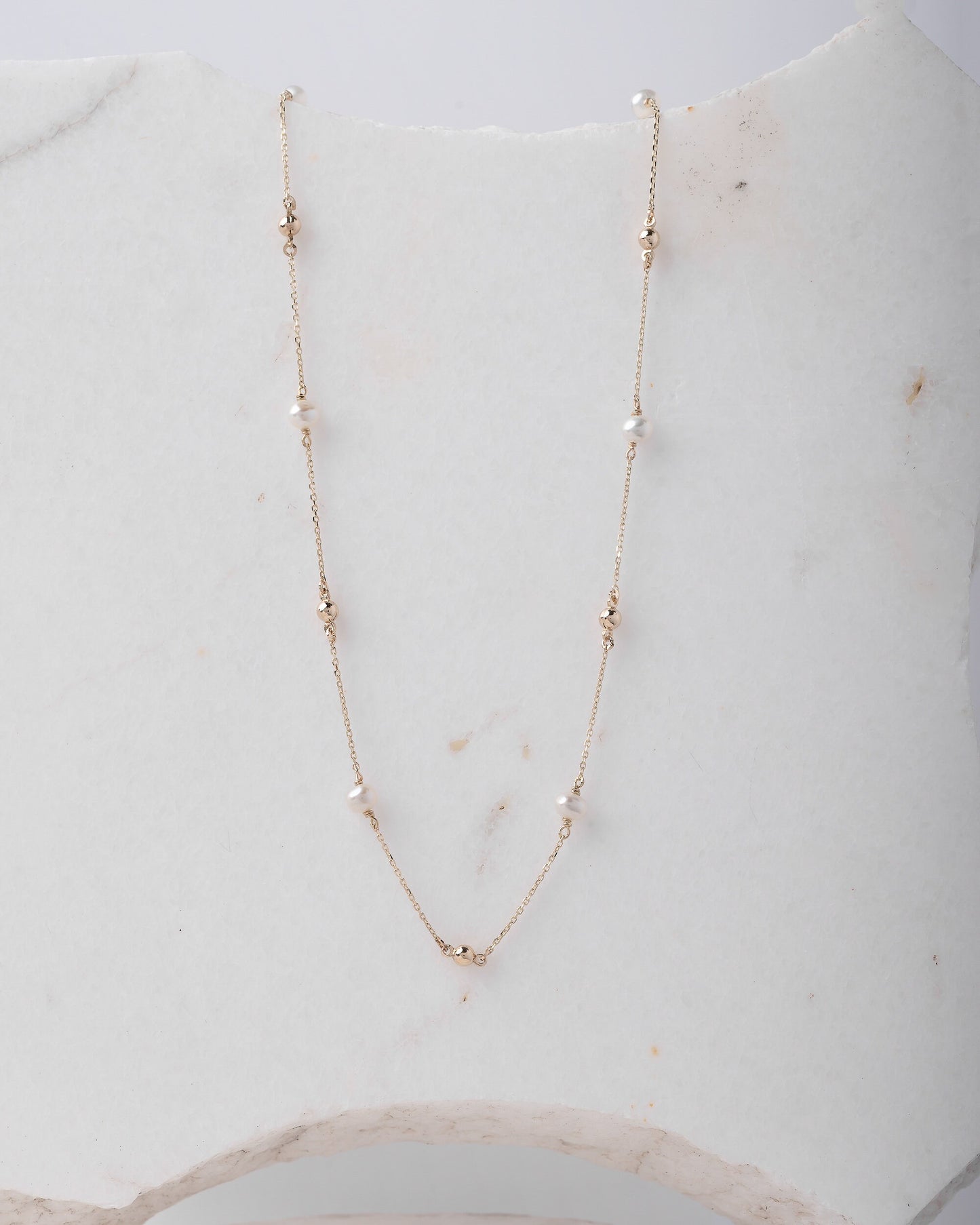 Station Necklace with Pearls and Gold Beads in 14k Gold for Women