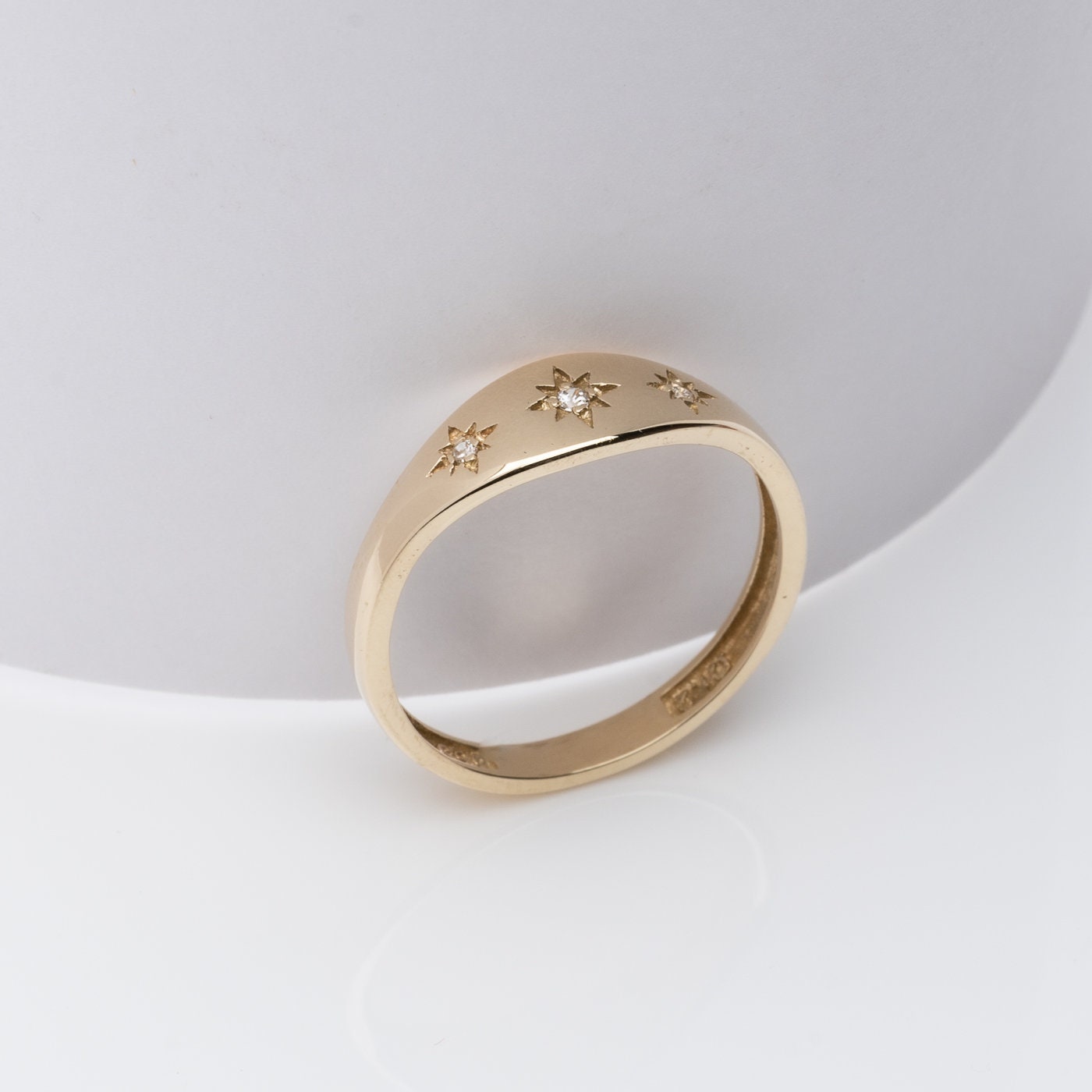 Starburst Ring in 14K Gold