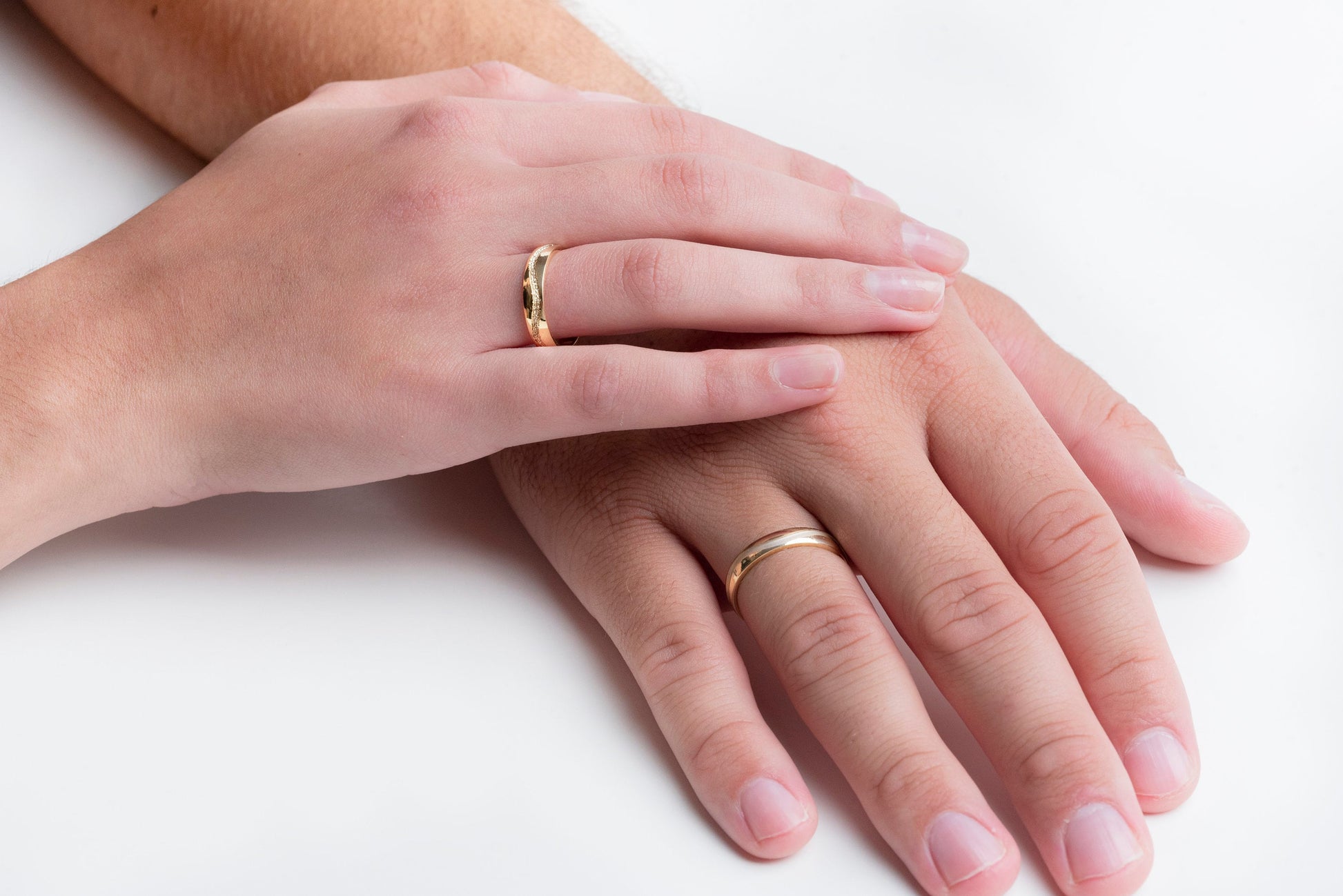 Wavy Wedding Band, Wedding Bands Set, Matching Rings, Engrave Band Ring, His and Hers Matching Wedding Bands, 3rd Anniversary Gift