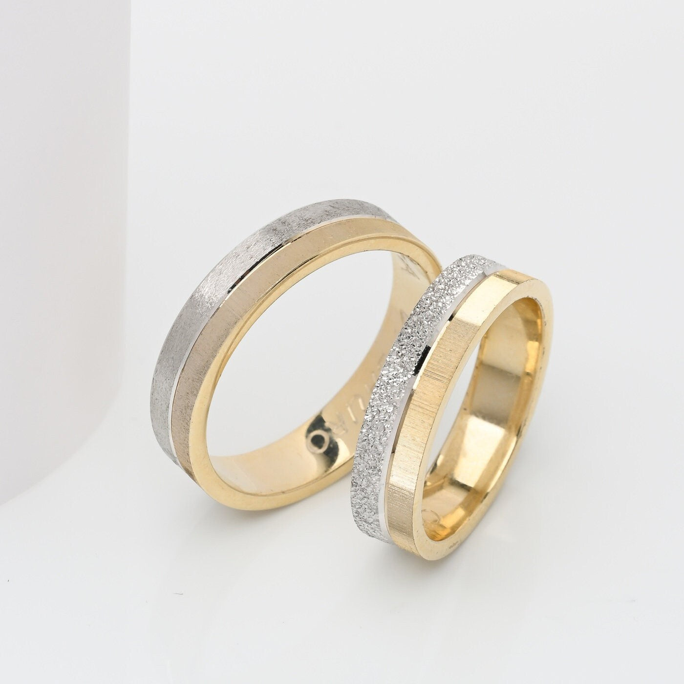 Two Tone Wedding Bands, 5 mm Wedding Bands Set, Matching Rings, Engrave Band Ring, Wedding Ring Set, Promise Rings for Couples