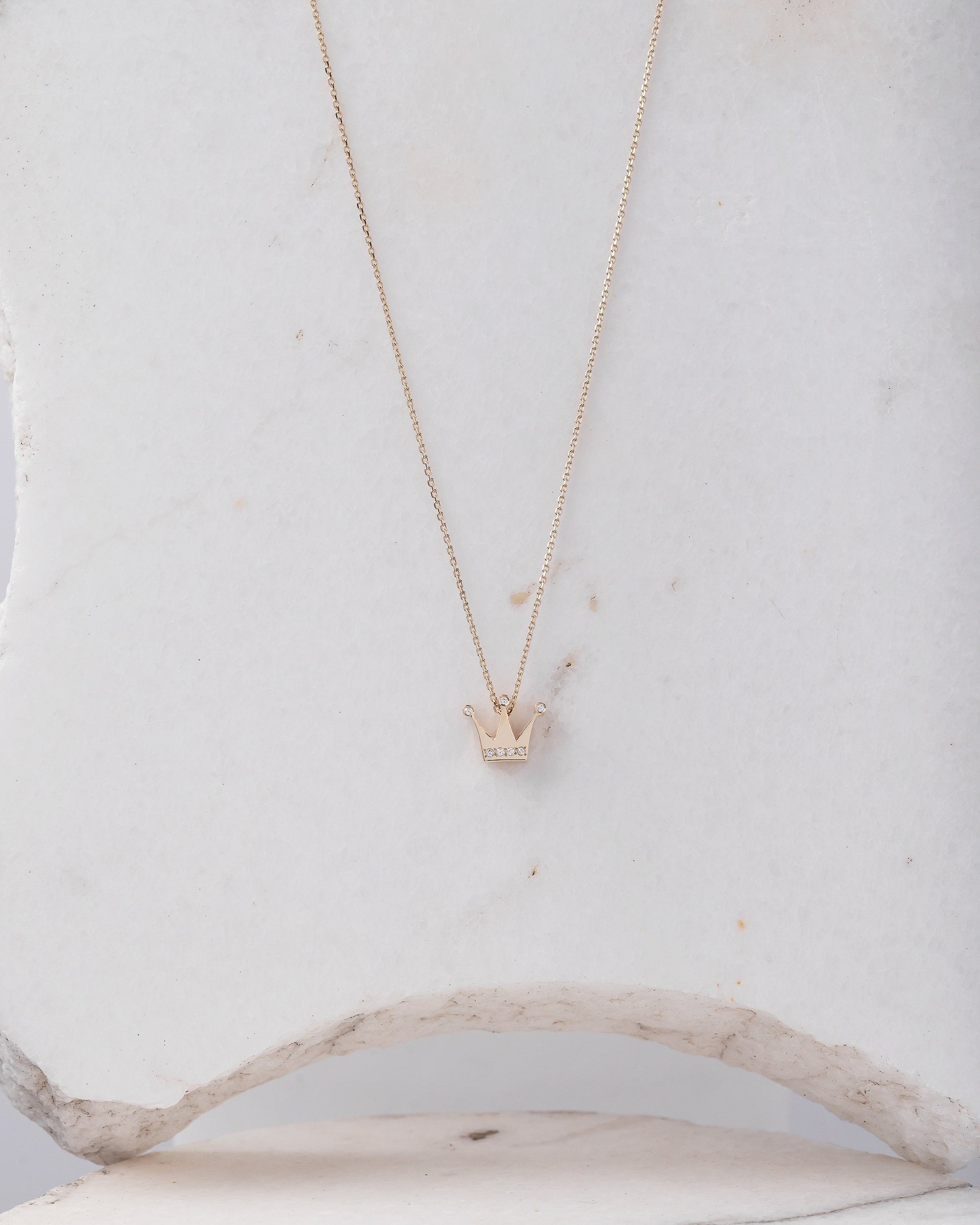 crown necklace in 14k yellow gold with cubic zirconia stones