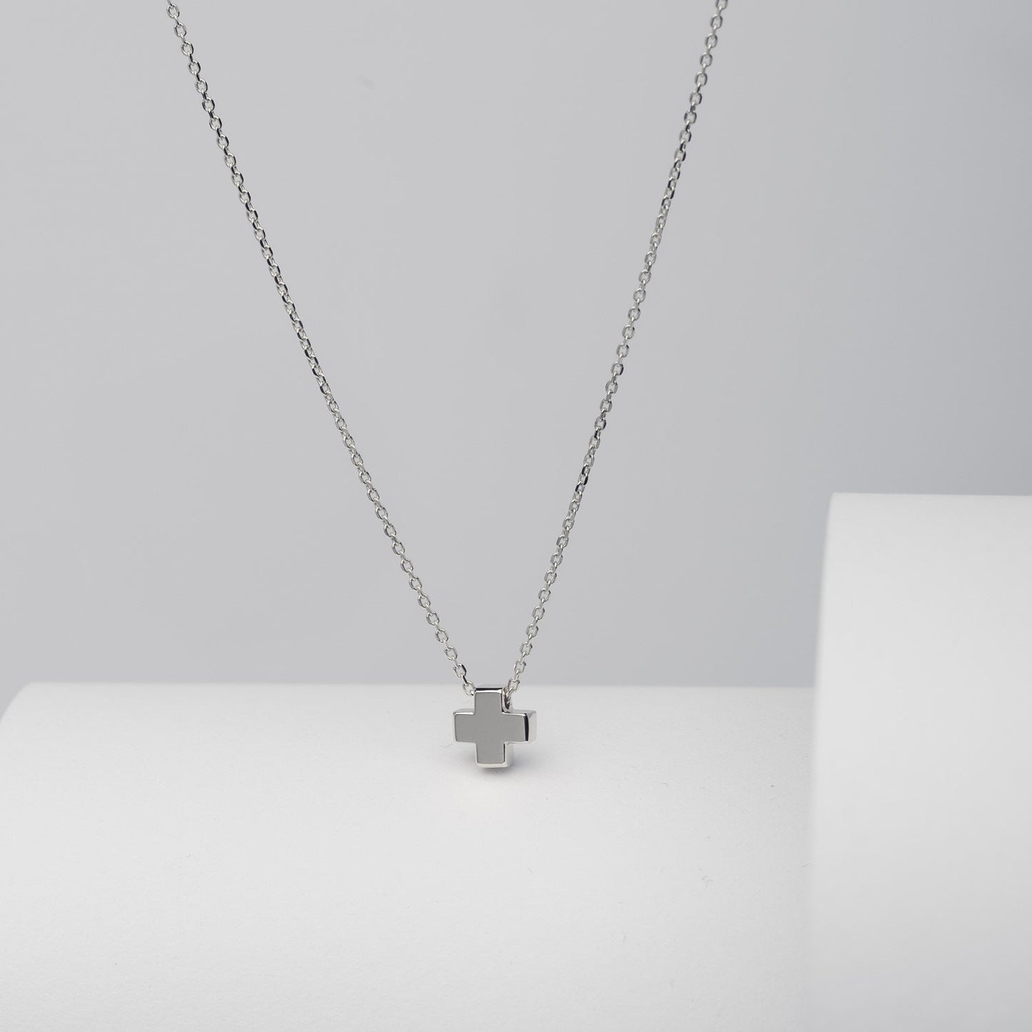 square small necklace in 14k white gold