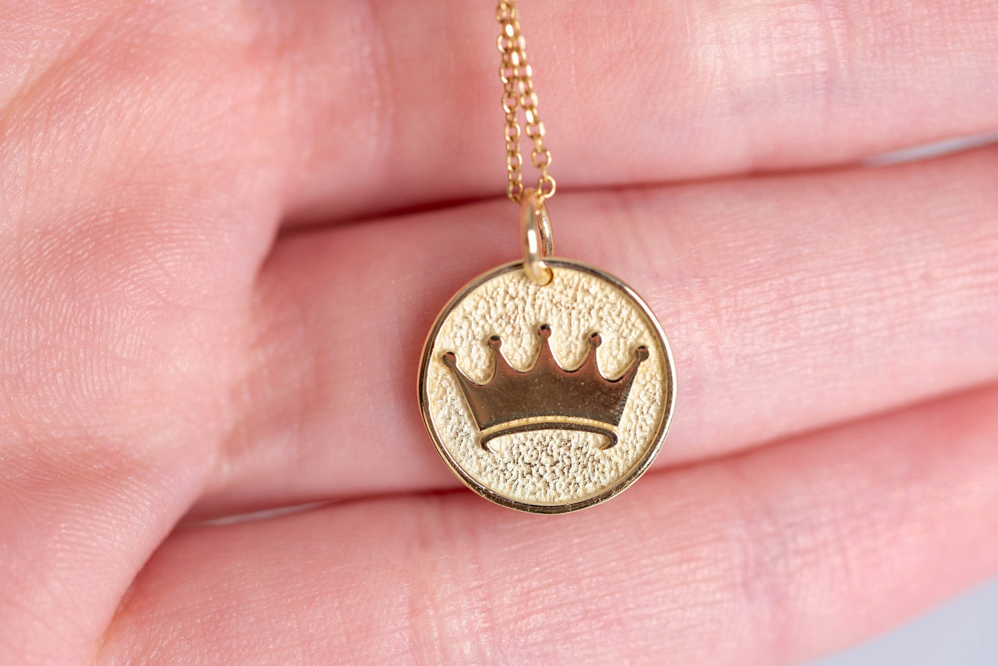 Elegant 14k Solid Gold Crown Necklace for women, including complimentary engraving on the reverse side.