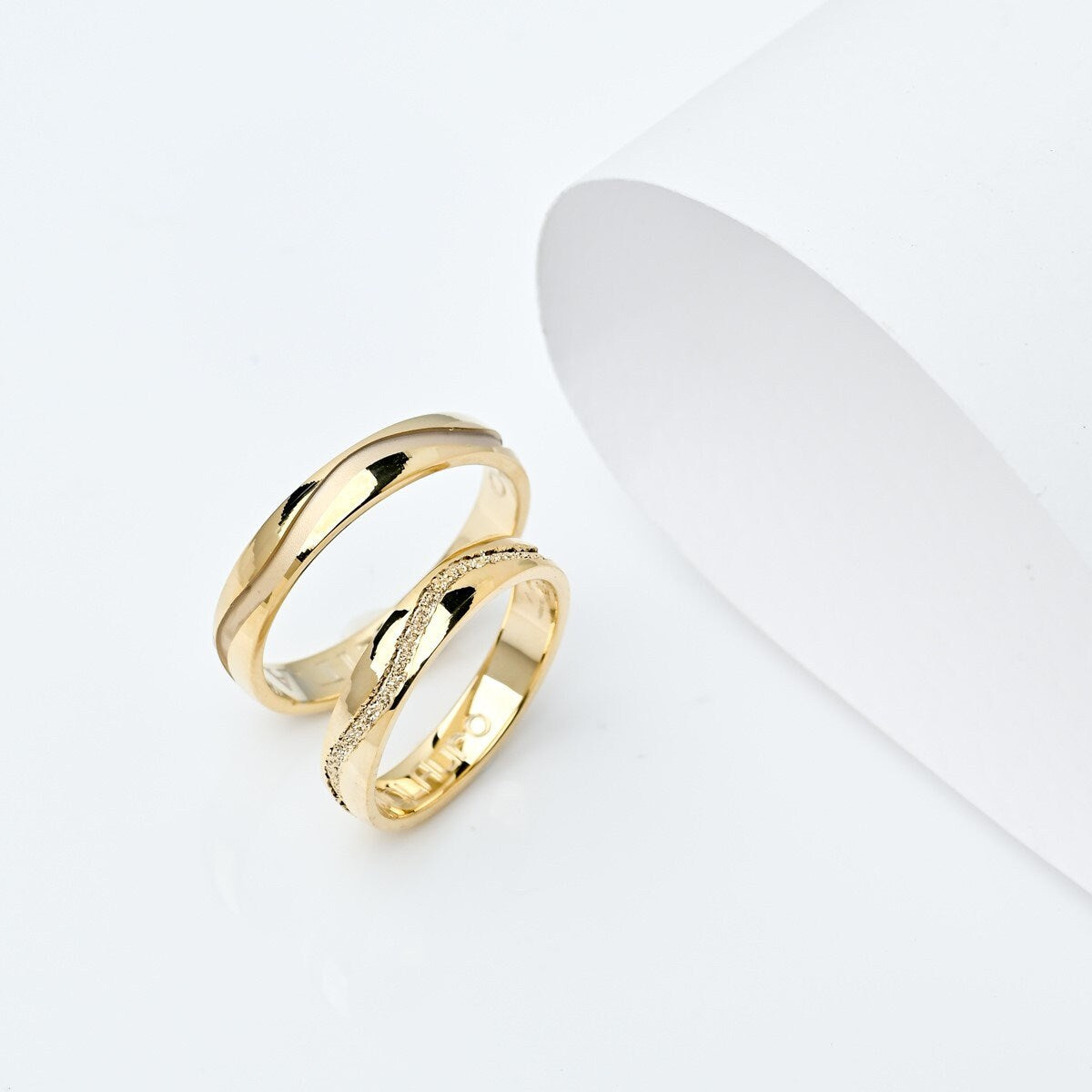 Wavy Wedding Band, Wedding Bands Set, Matching Rings, Engrave Band Ring, His and Hers Matching Wedding Bands, 3rd Anniversary Gift