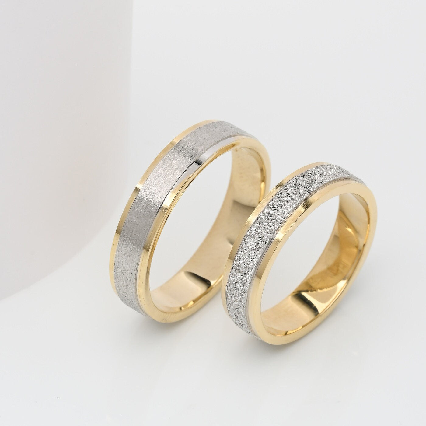 Two-Tone Wedding Bands Set 4.5 mm